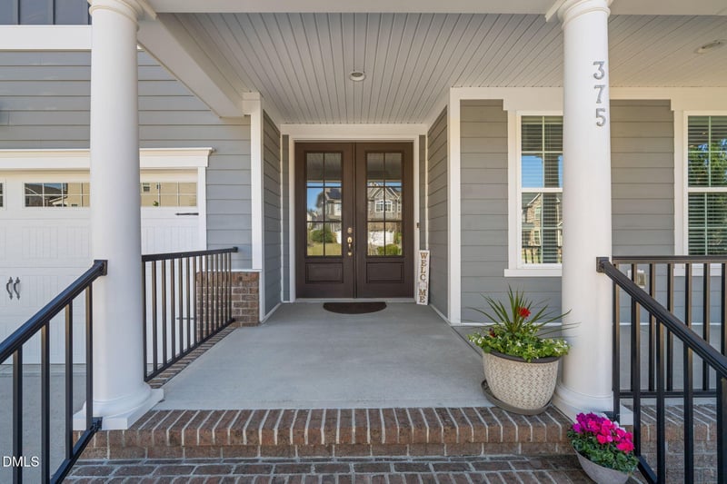 375 Stonehouse Dr, Apex, NC 27523
