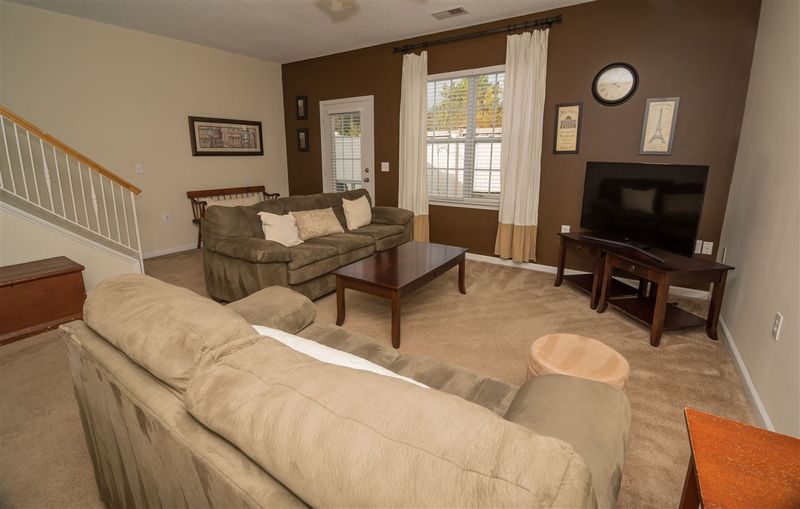 375 E Willhaven Dr, Fuquay Varina, NC 27526