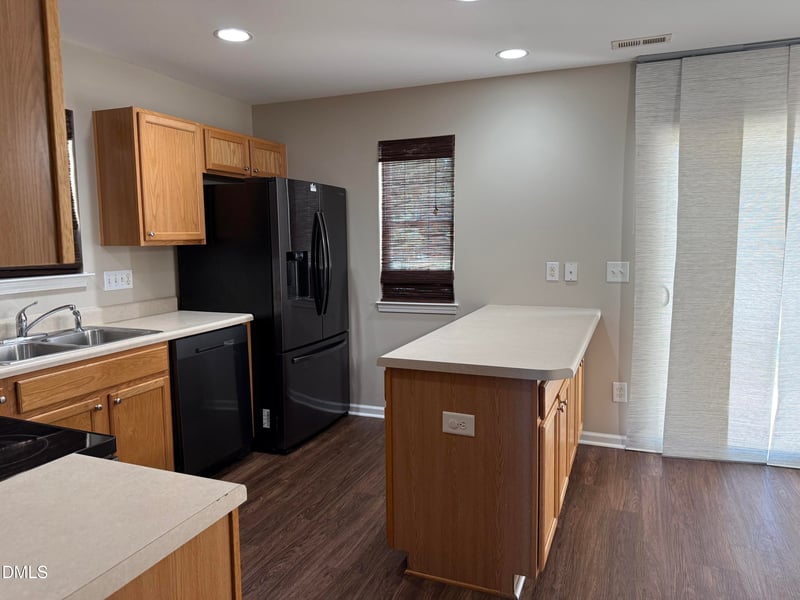 3755 Bison Hill Ln, Raleigh, NC 27604