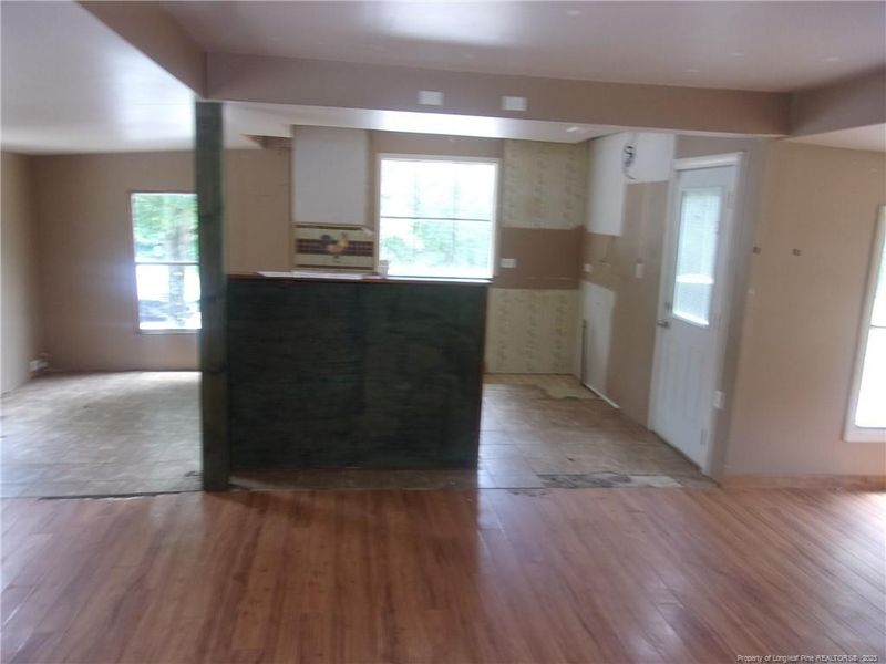 376 Bumpy Ln, Sanford, NC 27332