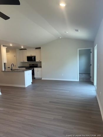 376 Chedworth Dr, Angier, NC 27501