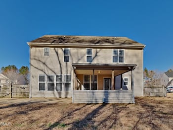 376 Collinsworth Dr, Clayton, NC 27527