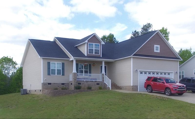 376 Crystal Creek Dr, Clayton, NC 27520