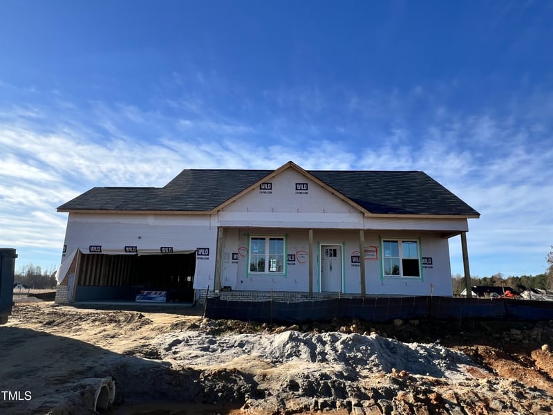 376 Springtooth Dr, Zebulon, NC 27597
