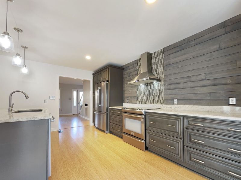 376 Wyndfall Ln, Archer Lodge, NC 27527