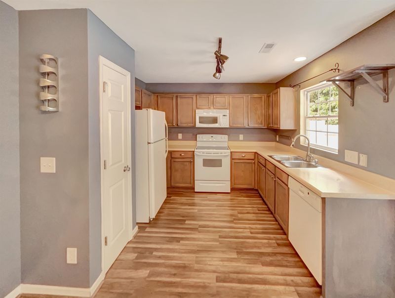 3766 Burtons Barn St, Raleigh, NC 27610