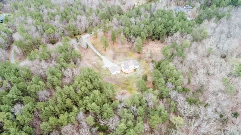 377 Emily Ln, Chapel Hill, NC 27516
