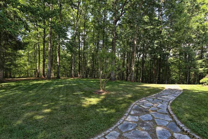 377 Jordan Hills Loop, Chapel Hill, NC 27517