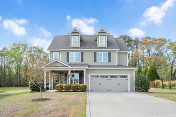 378 Avery Pond Dr, Fuquay Varina, NC 27526