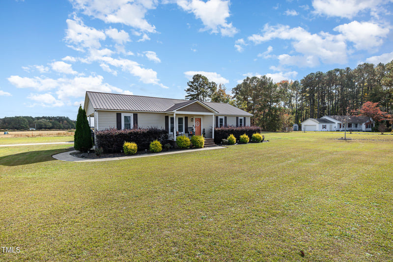 378 Carmil Dr, Selma, NC 27576