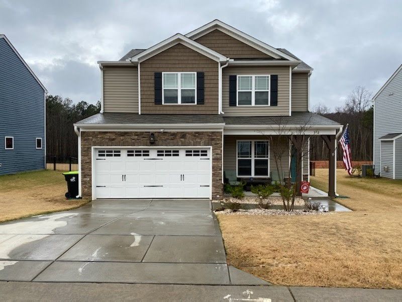 378 W Copenhaver Dr, Clayton, NC 27527