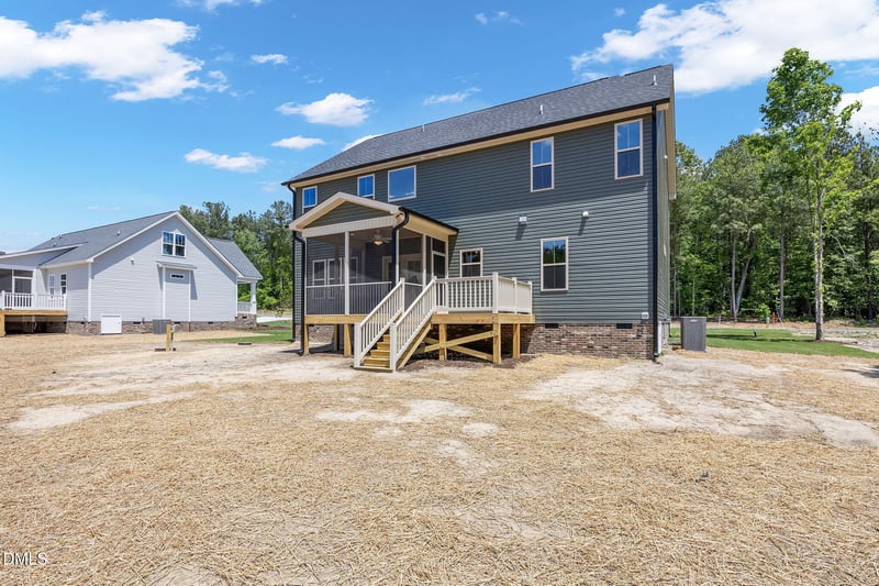 378 Freedom Ridge Dr, Smithfield, NC 27577