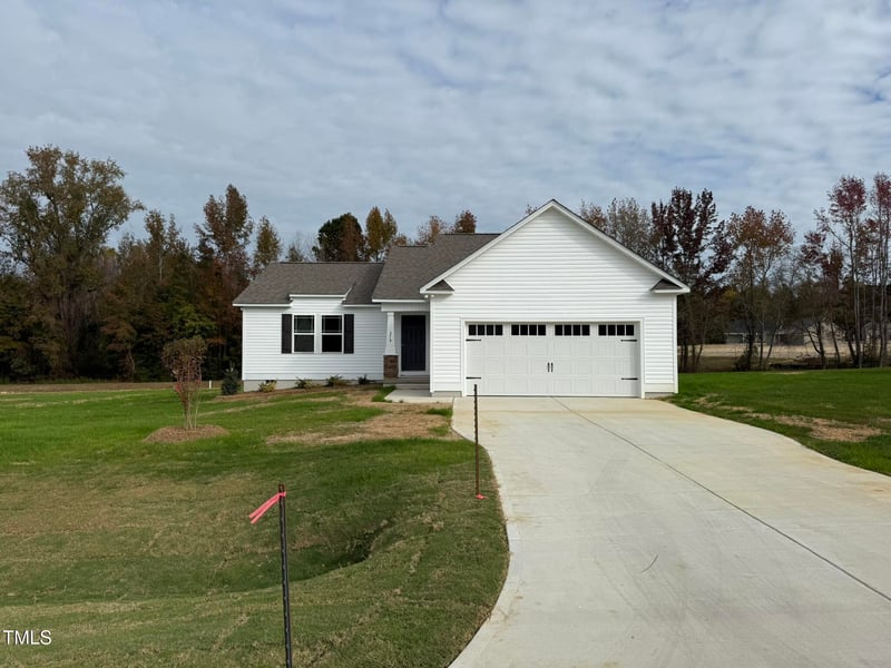 378 Magnolia Run Way, Benson, NC 27504