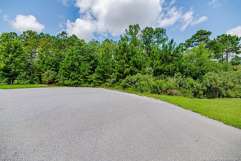 378 Skycroft Dr, Sanford, NC 27332