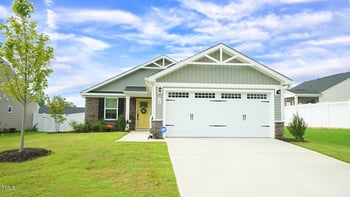 38 Clove Hitch Ln, Fuquay Varina, NC 27526