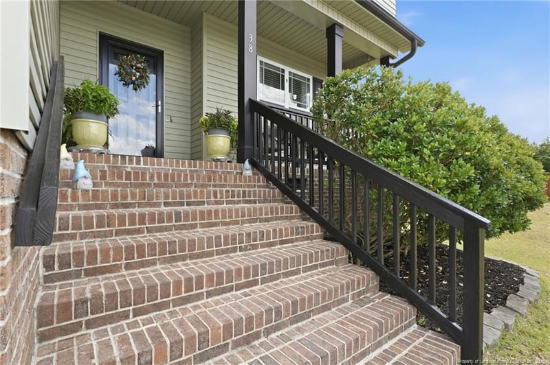 38 Darley Ct, Lillington, NC 27546