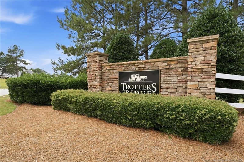 38 Darley Ct, Lillington, NC 27546