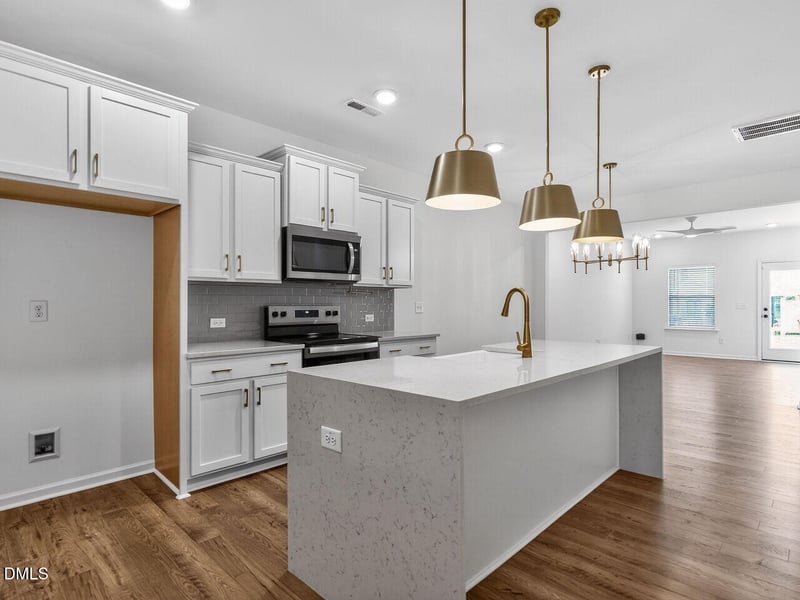 38 District Ave, Clayton, NC 27527