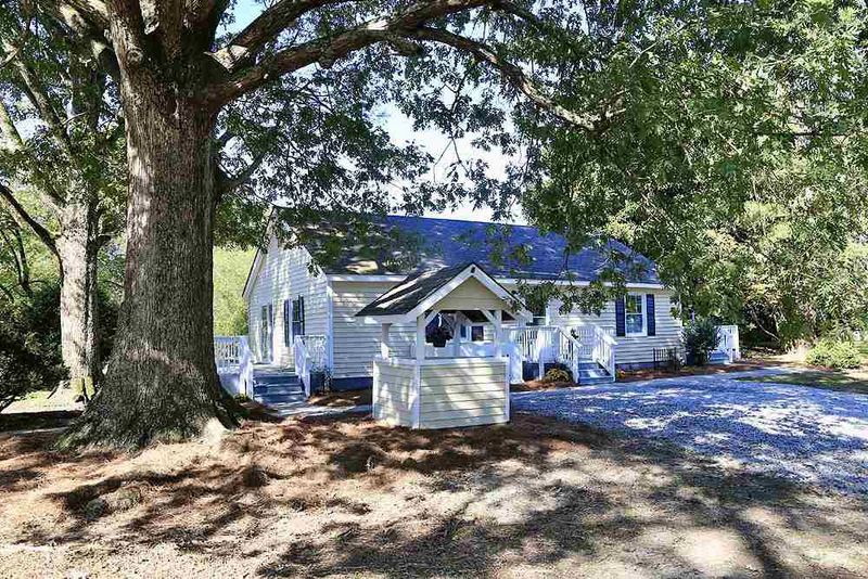 38 Jordan Rd, Angier, NC 27501