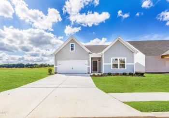 38 Lochview Ct, Angier, NC 27501