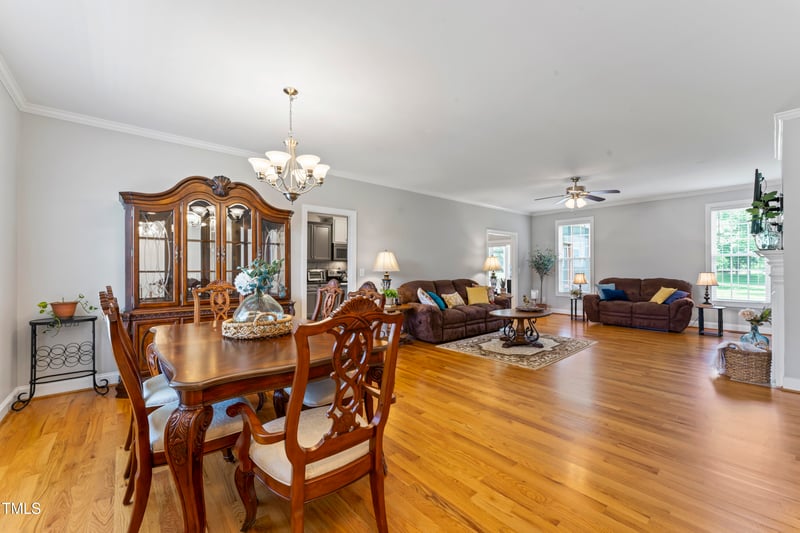38 Mayfield Cir, Willow Springs, NC 27592