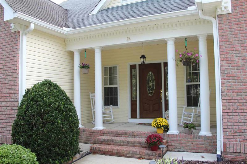 38 Oakfield Ter, Clayton, NC 27520