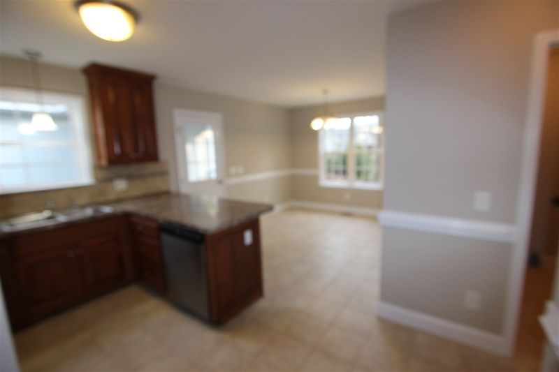 38 Pistachio Ln, Smithfield, NC 27577