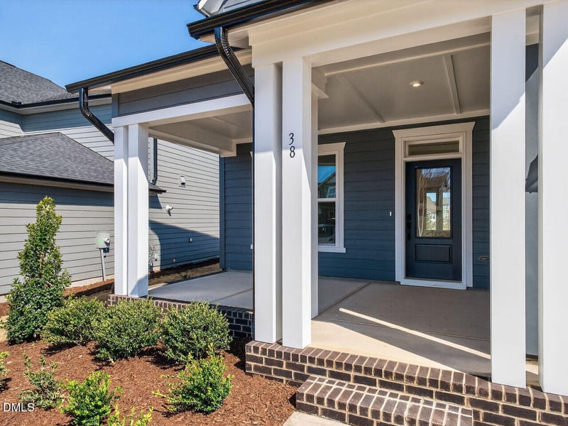 38 Rainbrook Cv, Fuquay Varina, NC 27526