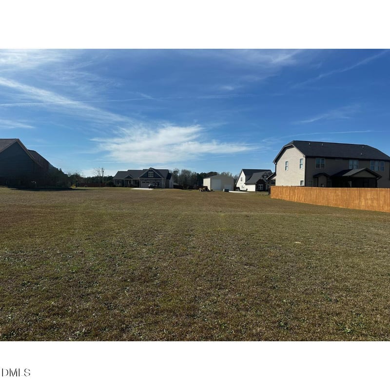 38 Reserve Dr, Fuquay Varina, NC 27526