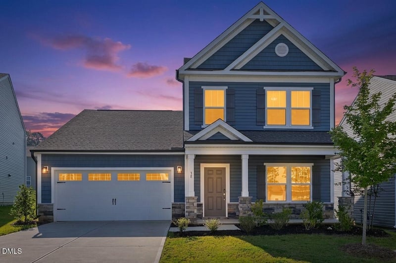 38 Silver Moon Ln, Clayton, NC 27527
