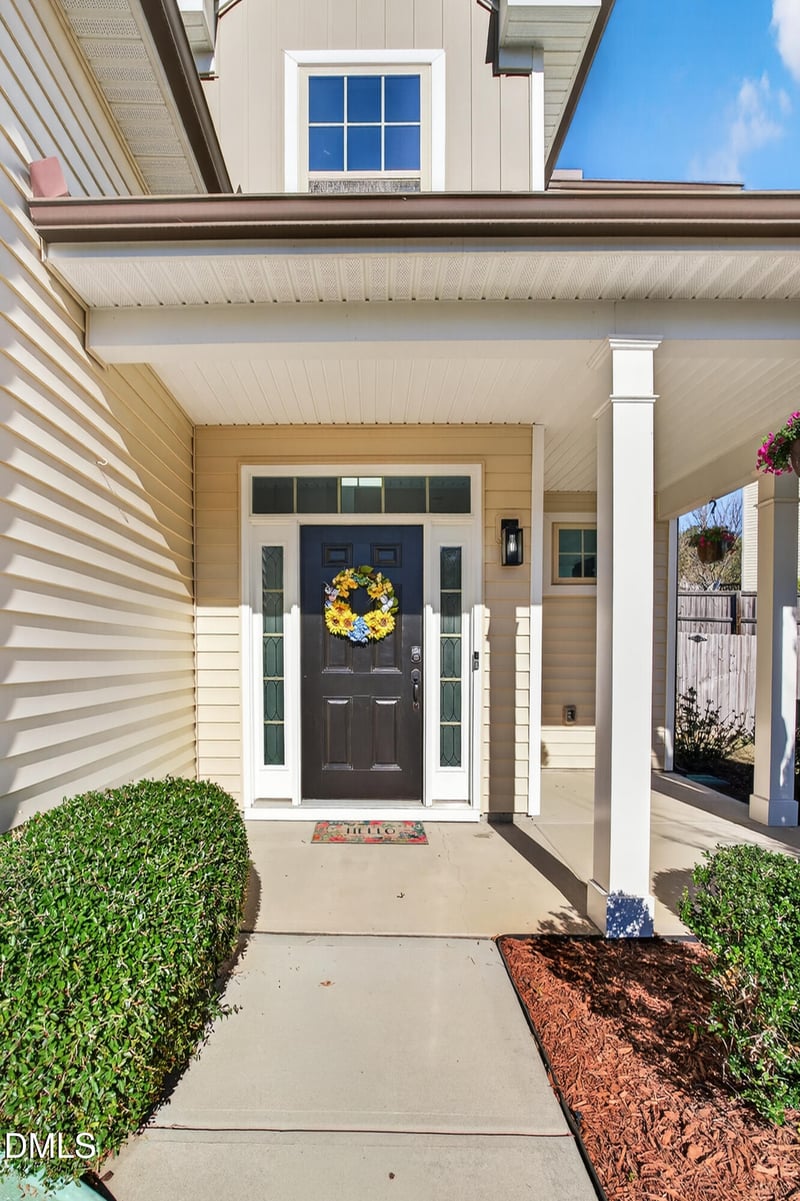 38 Standing Oaks Ln, Clayton, NC 27527