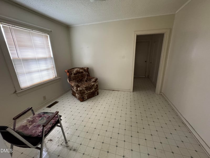 38 Waddell Dr, Smithfield, NC 27577