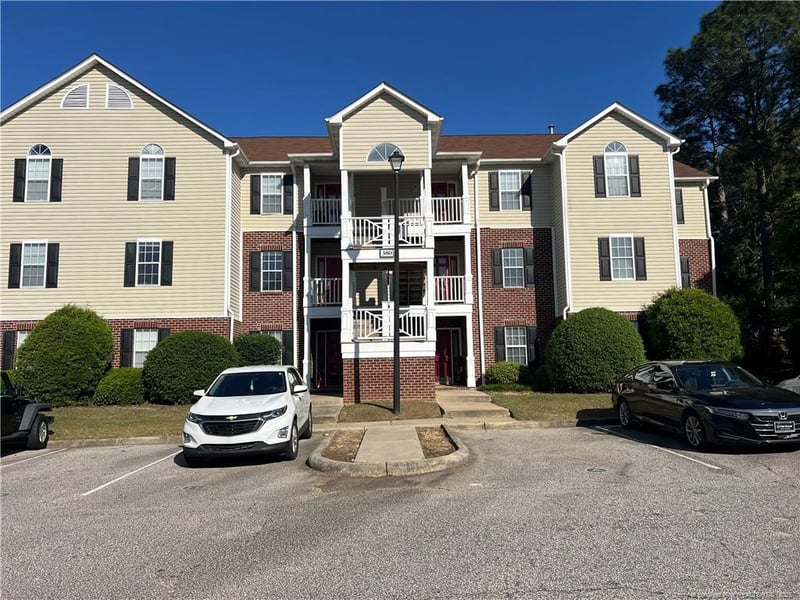 380 Bubble Creek Ct, Fayetteville, NC 28311