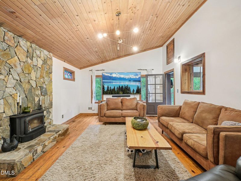 380 Hatley Rd, Pittsboro, NC 27312