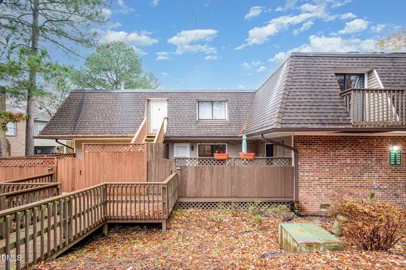 380 Summerwalk Cir, Chapel Hill, NC 27517