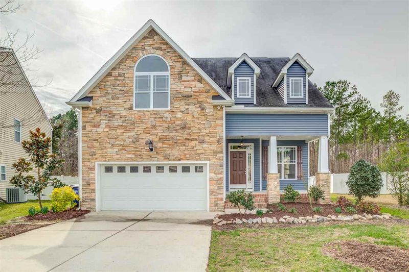 3800 Hamlin Ct, Raleigh, NC 27616