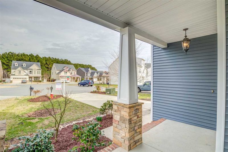 3800 Hamlin Ct, Raleigh, NC 27616