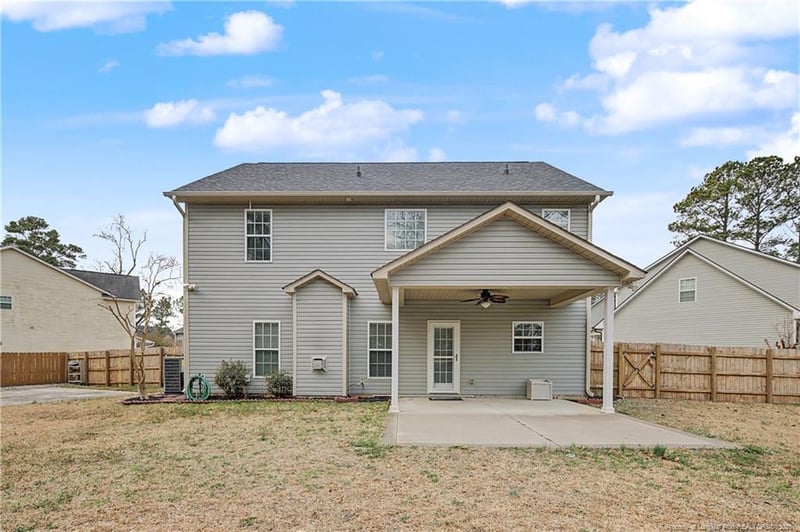 3800 Newgate St, Fayetteville, NC 28306