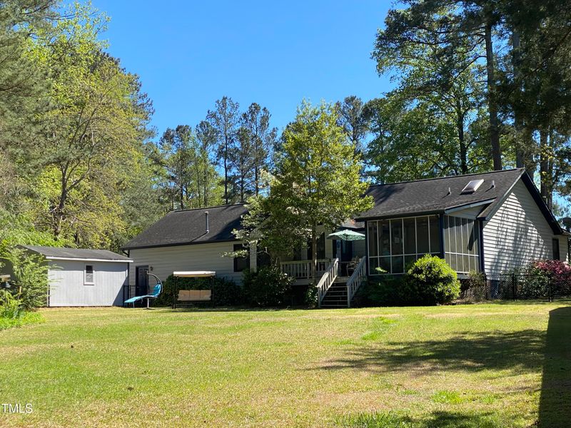 3801 La Varra Dr, Clayton, NC 27520