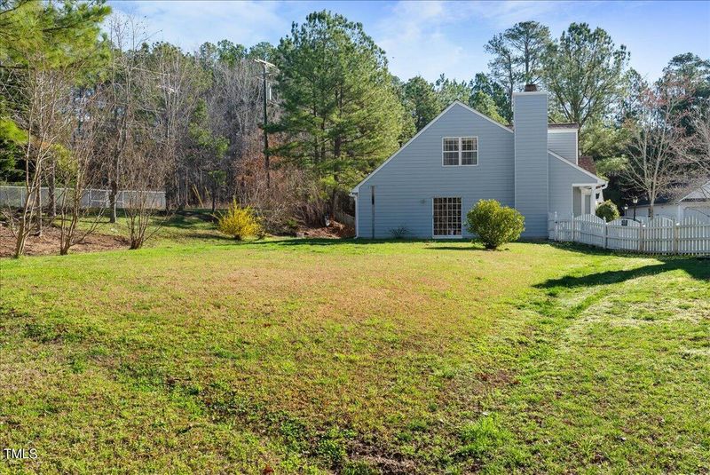 3802 Northlake Dr, Durham, NC 27703