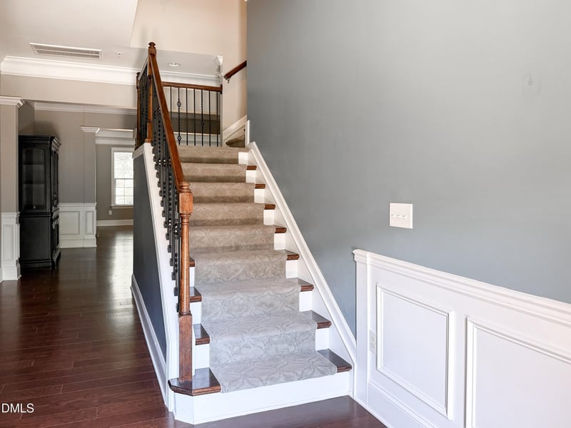 3803 Essex Garden Ln, Raleigh, NC 27612