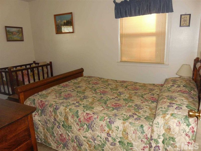 3803 Shaftsbury St, Durham, NC 27704