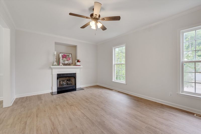3805 Blue Blossom Dr, Raleigh, NC 27616