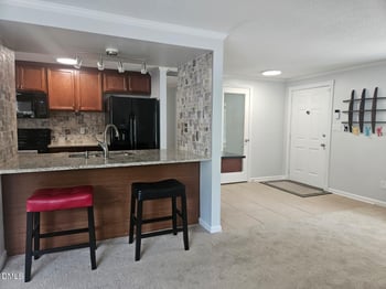3805 Cascade Ct, Raleigh, NC 27604