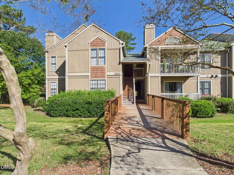3805 Chimney Ridge Pl, Durham, NC 27713