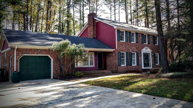 3805 Oak Park Rd, Raleigh, NC 27612