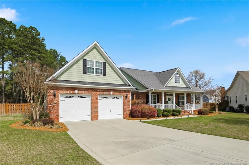 3808 Doon Valley Dr, Fayetteville, NC 28306