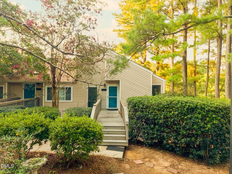 3808 Summerwood Ct, Raleigh, NC 27613