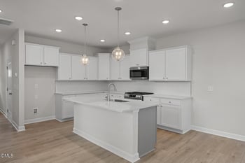 3808 Well Fleet Dr, Fuquay Varina, NC 27592