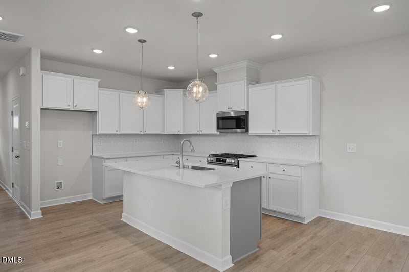 3808 Well Fleet Dr, Fuquay Varina, NC 27592